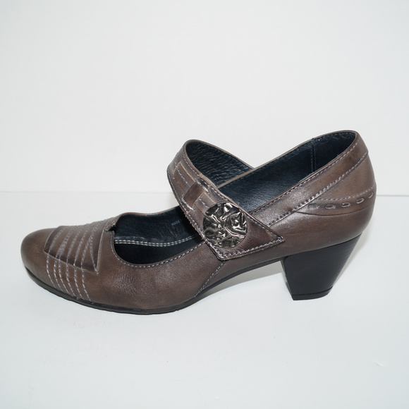 Pikolinos Naturally Good Mary Janes - Picture 3 of 8